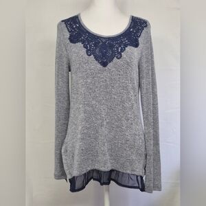 KAREN BROOKS Women's Gray and Blue Lace Trim Top
